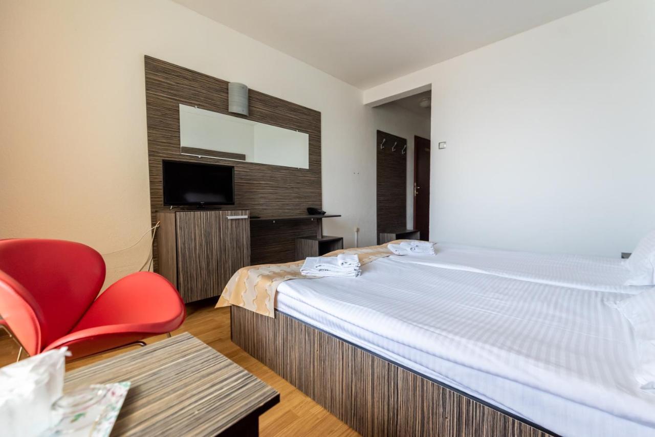 Hotel Capitol Jupiter Dış mekan fotoğraf